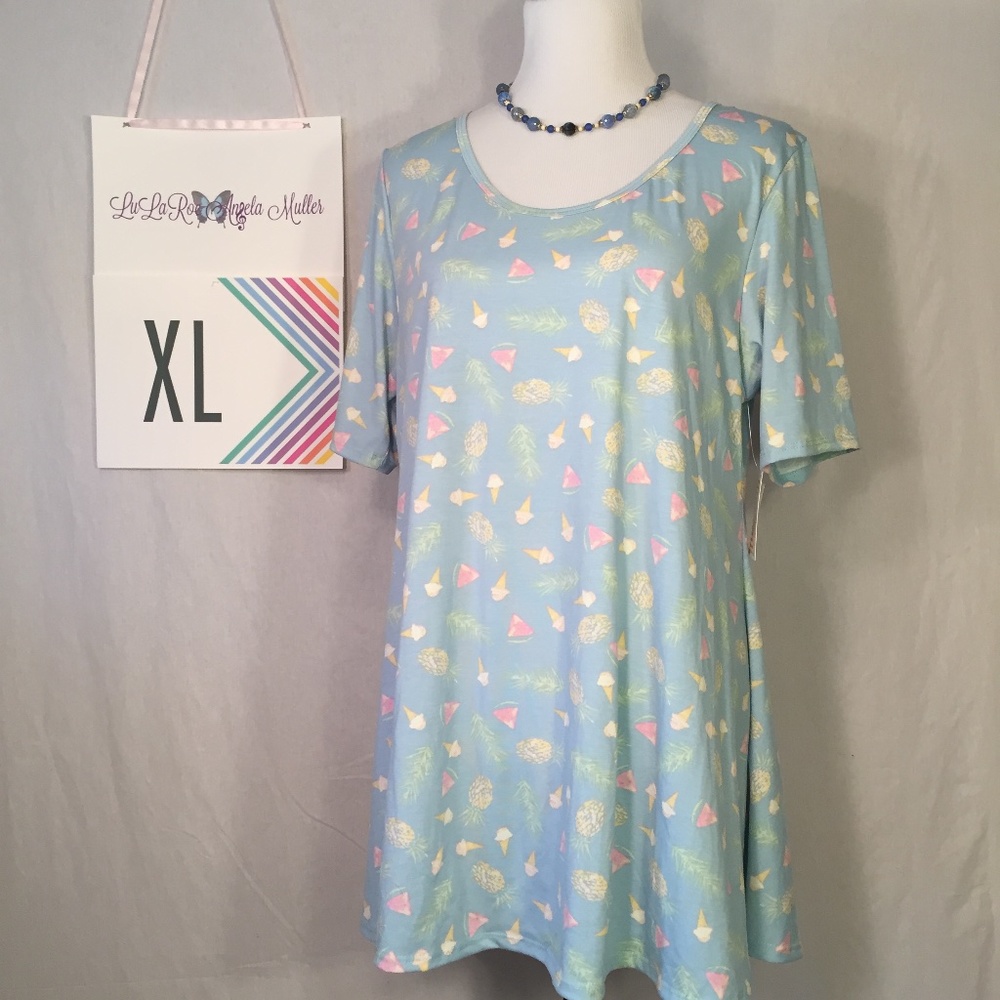 LuLaRoe Perfect T (XL)